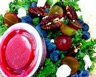 spinach and berry vegan salad, healthy lunch